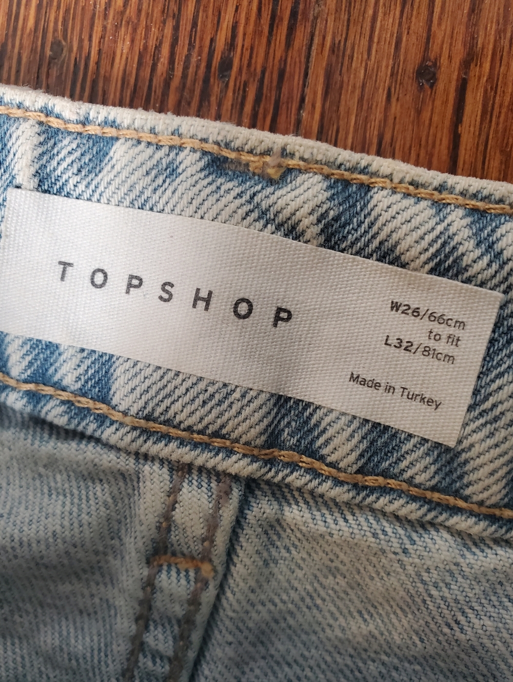 Topshop Light Wash Distressed Boyfriend Jeans Size 4 W26 L32 - Picture 6 of 11